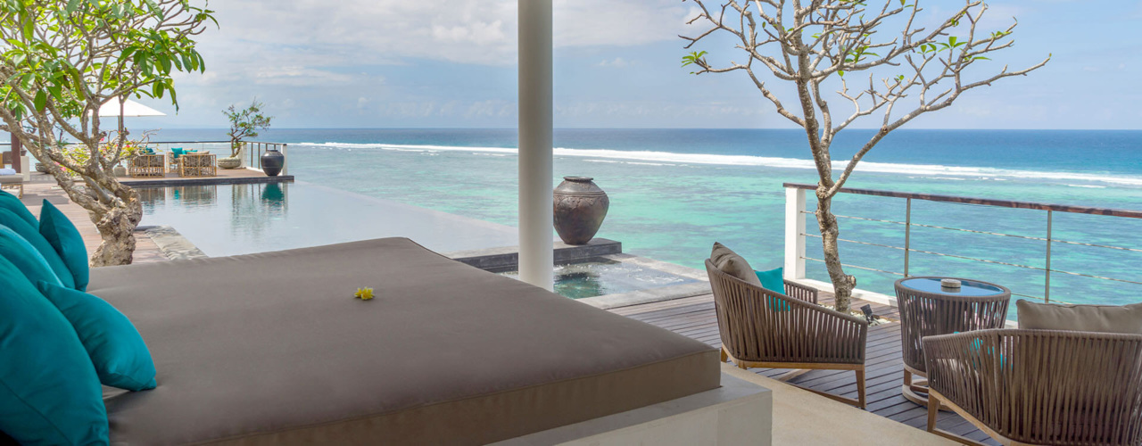 Grand-Cliff-Nusa-Dua-Bale-for-relax-and-massage-1280x500.jpg